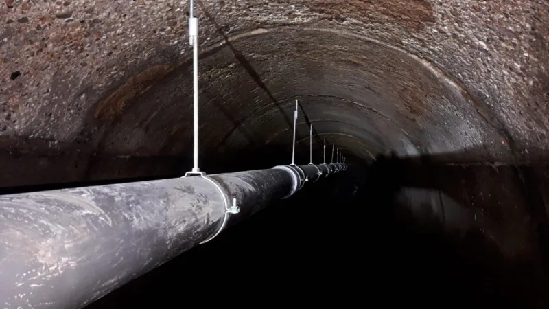 Inventieve oplossing voor een te grote rioleringsbuis.